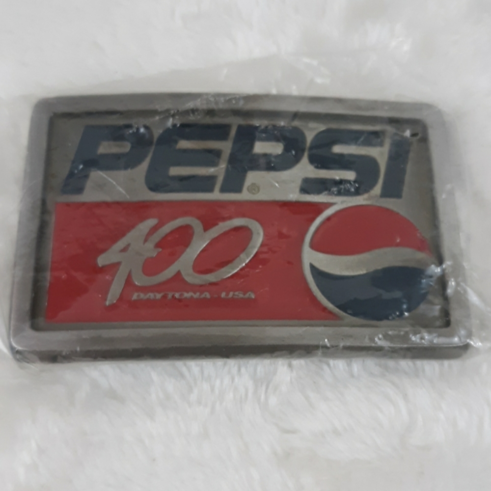 Brand new vintage 90's Pepsi 400 belt buckle